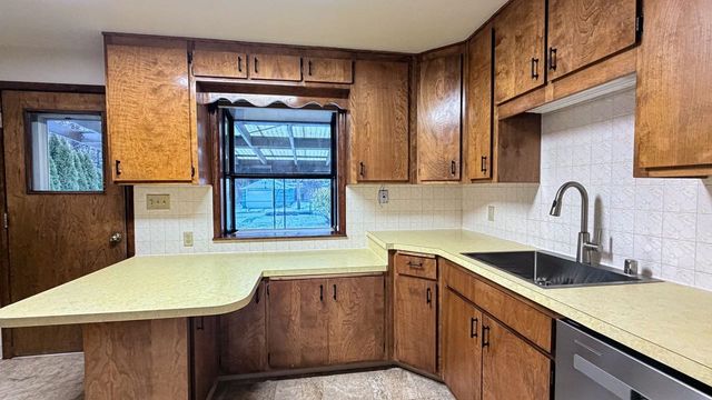 2211 W Wabash Ave, Spokane, WA 99205