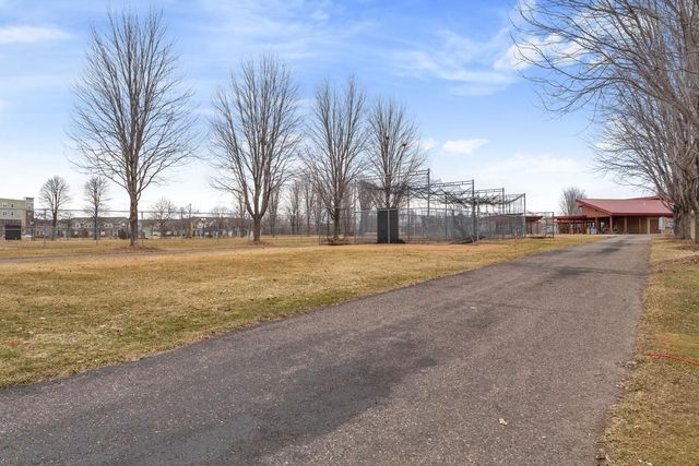 1923 Bluestem Lane 22, Shoreview, MN 55126