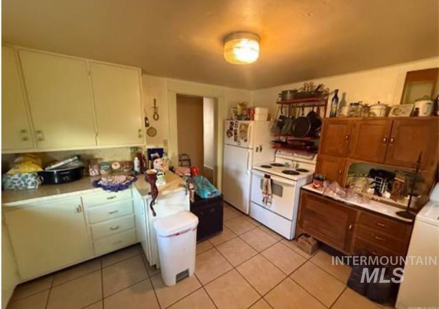 308 2nd Ave E, Jerome, ID 83338