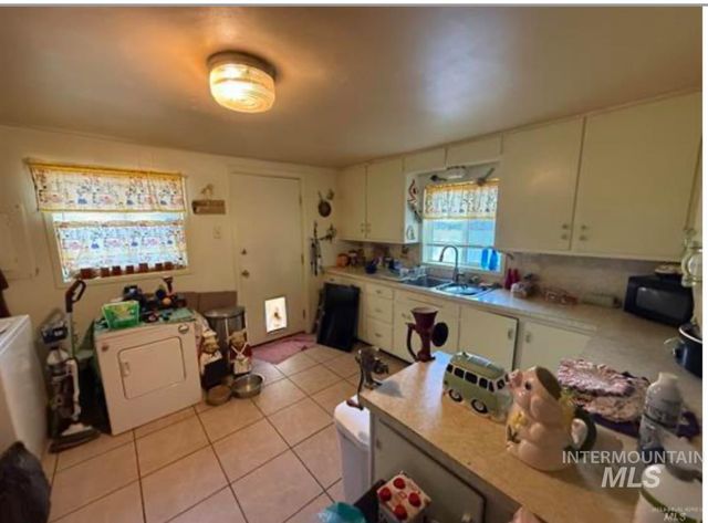 308 2nd Ave E, Jerome, ID 83338