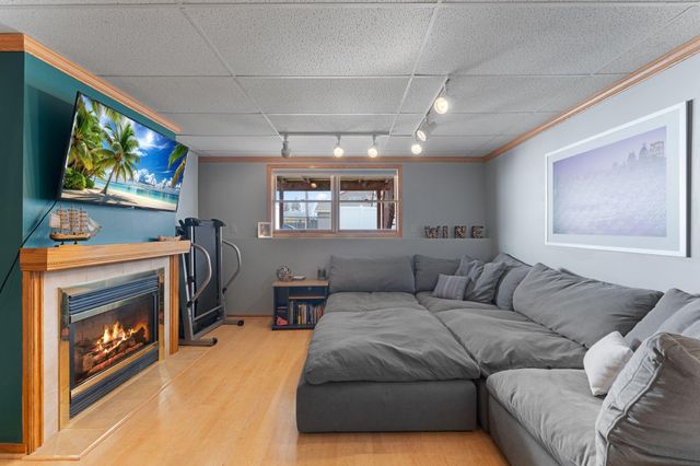 3930 Vera Cruz Avenue N, Robbinsdale, MN 55422