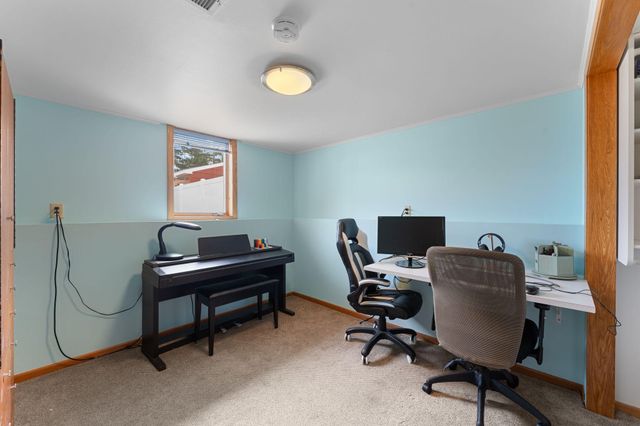 3930 Vera Cruz Avenue N, Robbinsdale, MN 55422