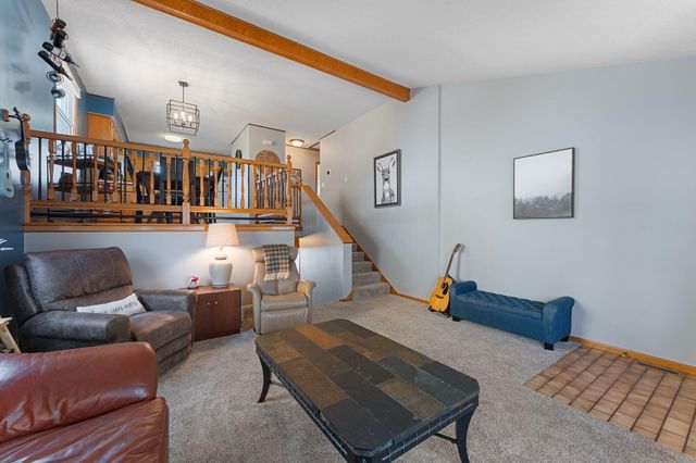 3930 Vera Cruz Avenue N, Robbinsdale, MN 55422