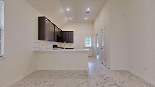 10434 Astor Point Trl, Tomball, TX 77375