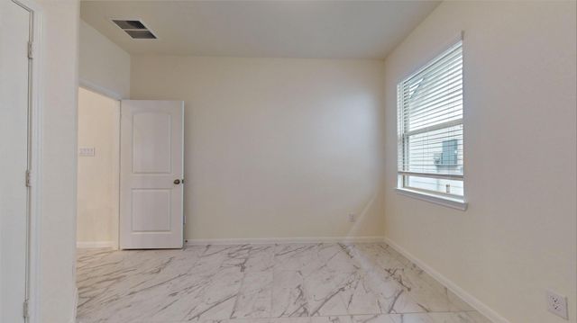 10434 Astor Point Trl, Tomball, TX 77375