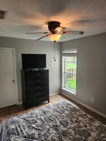 3061 Walnut Springs Drive, Katy, TX 77449