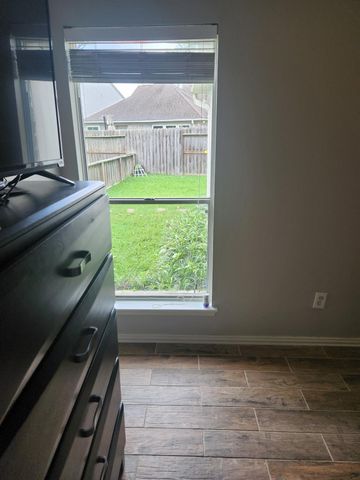 3061 Walnut Springs Drive, Katy, TX 77449