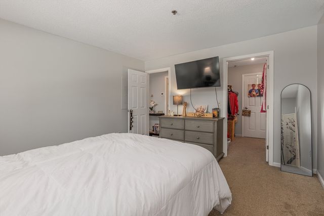 109 Hunters Run Place 109, Haverhill, MA 01832