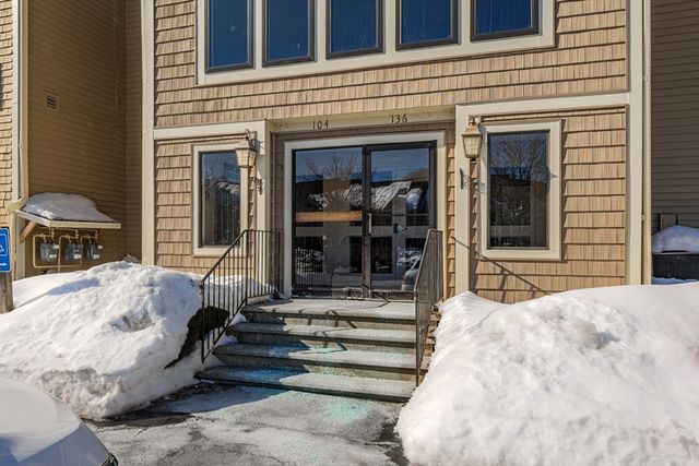 109 Hunters Run Place 109, Haverhill, MA 01832