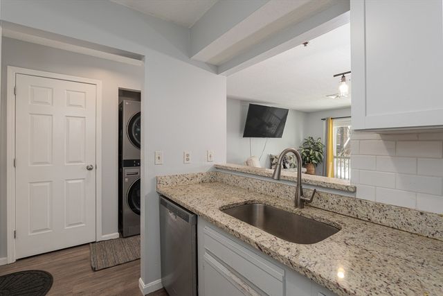 109 Hunters Run Place 109, Haverhill, MA 01832