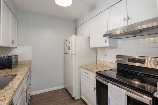 109 Hunters Run Place 109, Haverhill, MA 01832