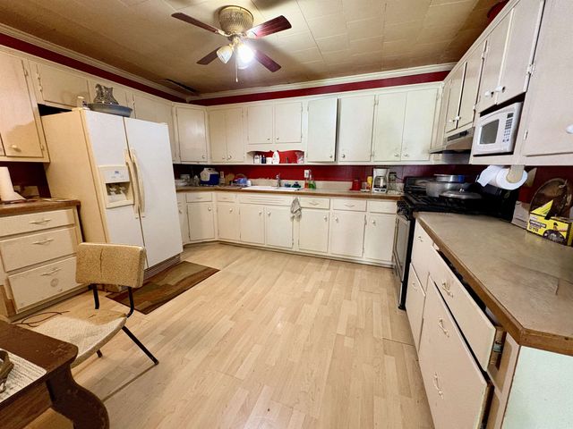 9 Summit Ridge Circle, Williford, AR 72482