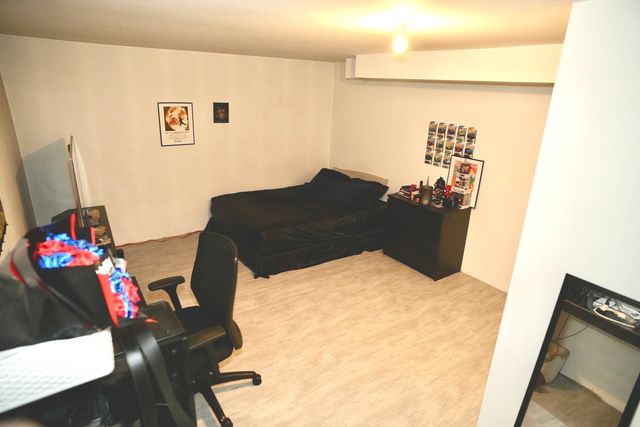 512 Shenandoah Trail, Elgin, IL 60123