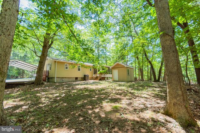 559 JOHNNYCAKE LN, Harpers Ferry, WV 25425