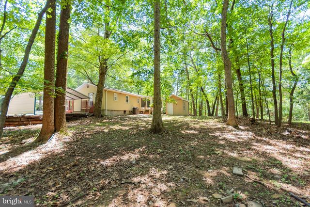 559 JOHNNYCAKE LN, Harpers Ferry, WV 25425