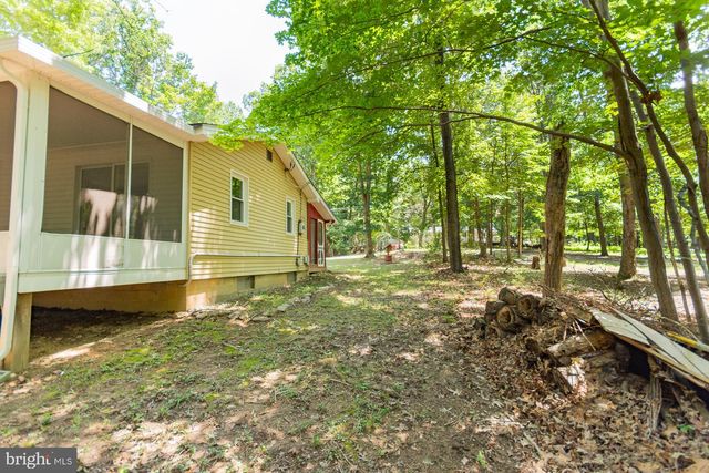 559 JOHNNYCAKE LN, Harpers Ferry, WV 25425