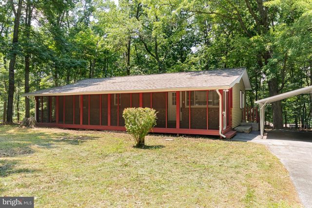 559 JOHNNYCAKE LN, Harpers Ferry, WV 25425