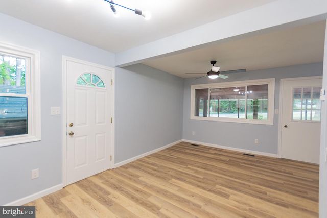 559 JOHNNYCAKE LN, Harpers Ferry, WV 25425
