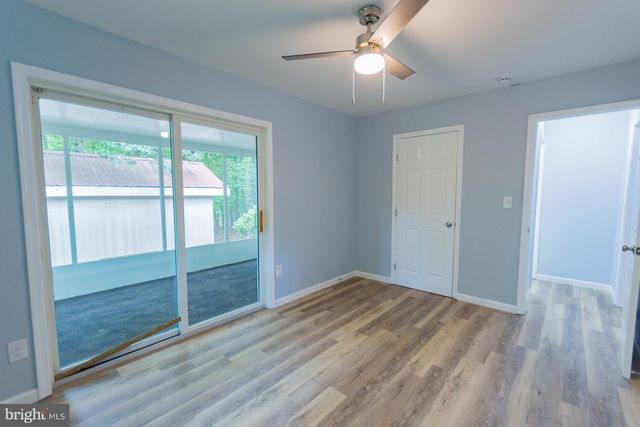 559 JOHNNYCAKE LN, Harpers Ferry, WV 25425