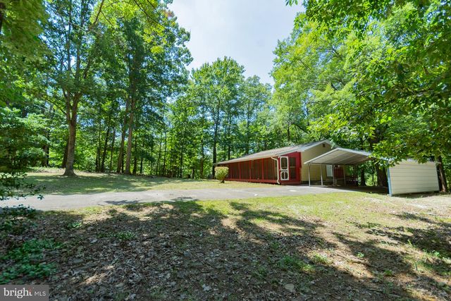 559 JOHNNYCAKE LN, Harpers Ferry, WV 25425