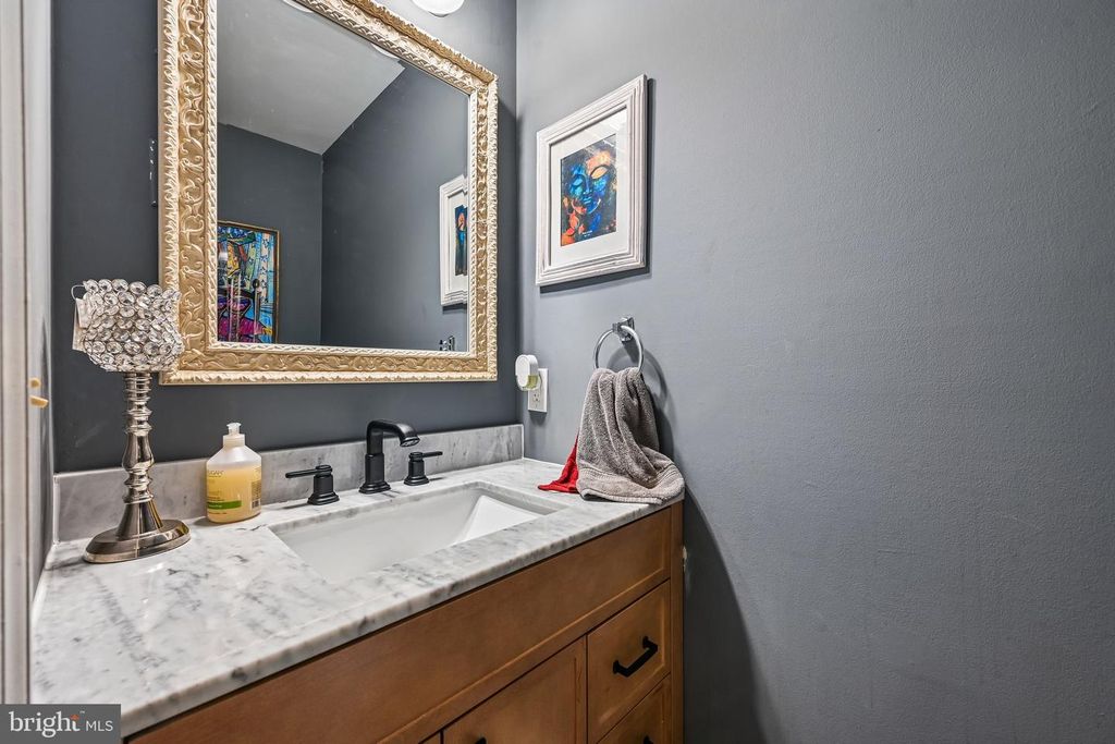 Image 14 of property listing at 10 DELBARTON CT, Sparks Glencoe, MD 21152