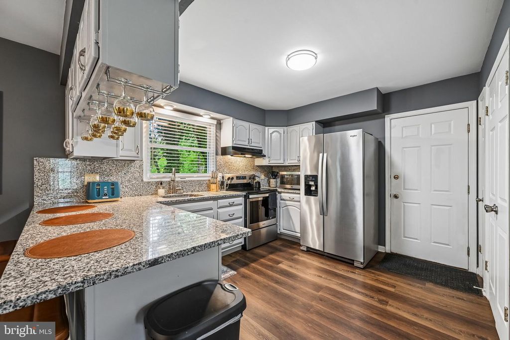 Image 17 of property listing at 10 DELBARTON CT, Sparks Glencoe, MD 21152