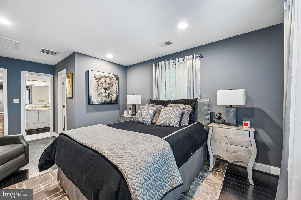 Image 32 of property listing at 10 DELBARTON CT, Sparks Glencoe, MD 21152