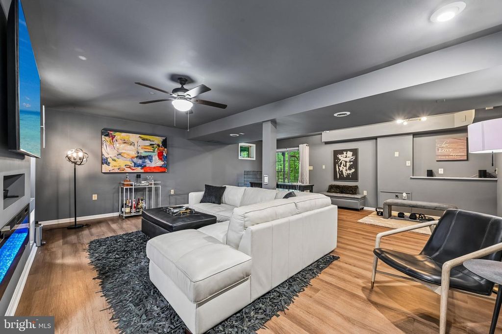 Image 39 of property listing at 10 DELBARTON CT, Sparks Glencoe, MD 21152