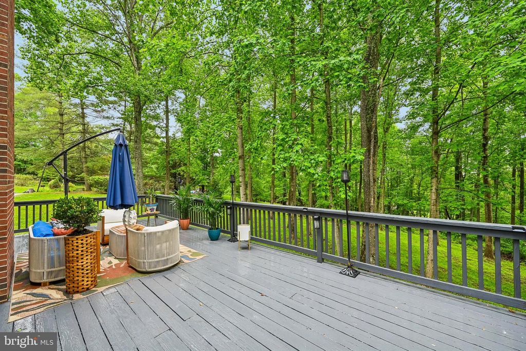 Image 45 of property listing at 10 DELBARTON CT, Sparks Glencoe, MD 21152