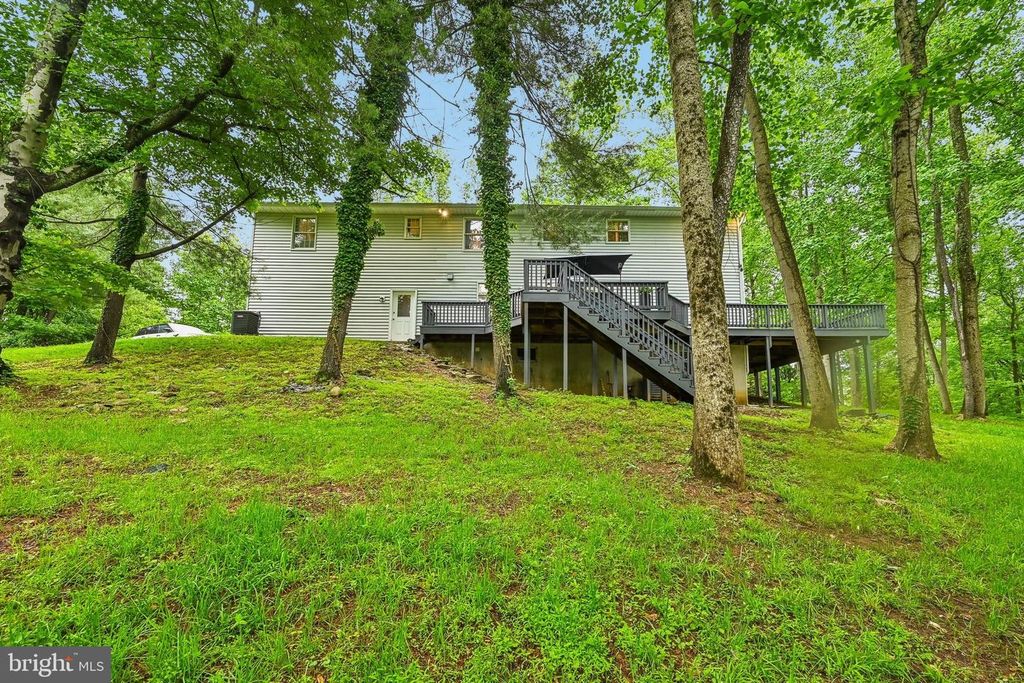 Image 50 of property listing at 10 DELBARTON CT, Sparks Glencoe, MD 21152