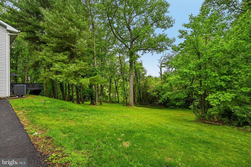 Image 51 of property listing at 10 DELBARTON CT, Sparks Glencoe, MD 21152
