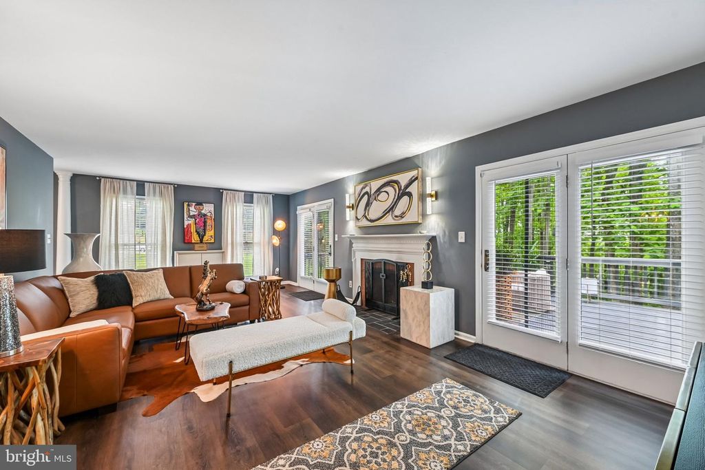 Image 8 of property listing at 10 DELBARTON CT, Sparks Glencoe, MD 21152