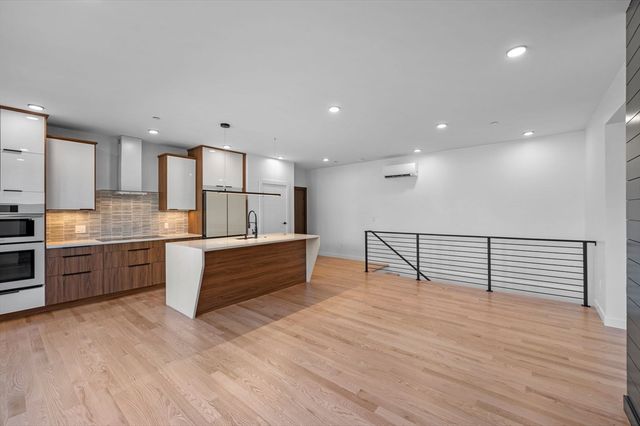 11 Boynton St. 101, Swampscott, MA 01907