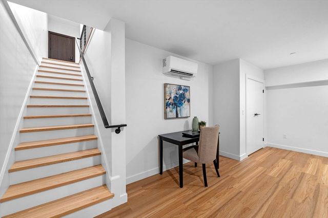 11 Boynton St. 101, Swampscott, MA 01907