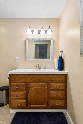 882 Cheyenne DR, Newport News, VA 23608