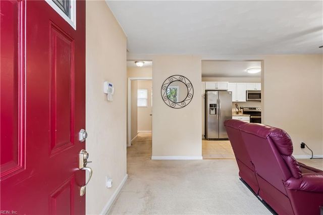 882 Cheyenne DR, Newport News, VA 23608