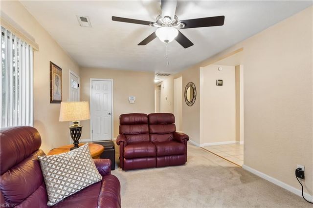 882 Cheyenne DR, Newport News, VA 23608