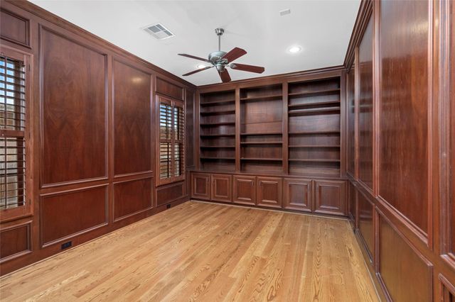 3903 Purdue Street, Houston, TX 77005
