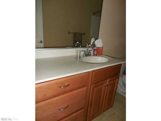 24 Grouper LOOP, Hampton, VA 23666