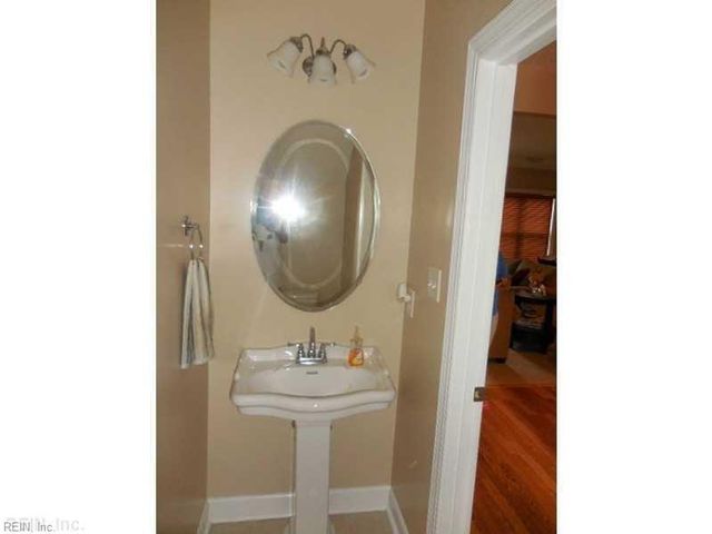 24 Grouper LOOP, Hampton, VA 23666