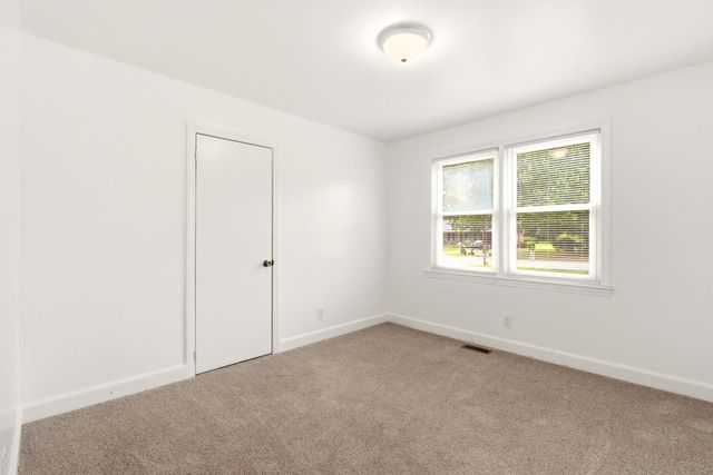 10 Lesesne Drive, Sumter, SC 29150