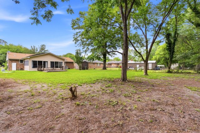 10 Lesesne Drive, Sumter, SC 29150