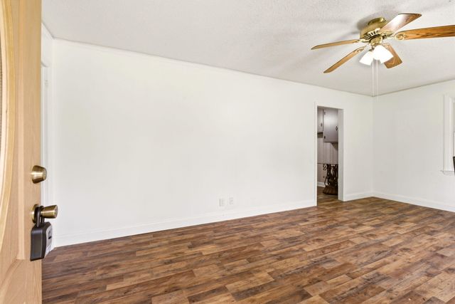 10 Lesesne Drive, Sumter, SC 29150