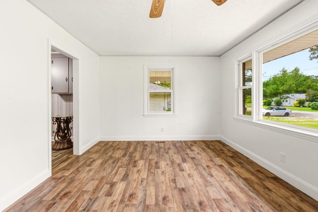10 Lesesne Drive, Sumter, SC 29150