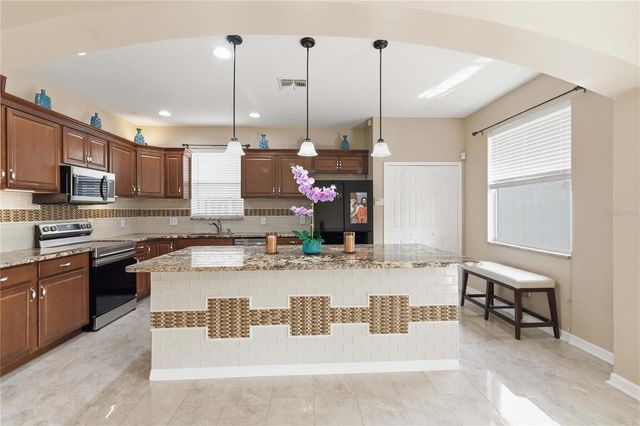 13537 EYAS ROAD, Orlando, FL 32837