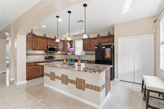 13537 EYAS ROAD, Orlando, FL 32837