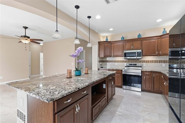 13537 EYAS ROAD, Orlando, FL 32837