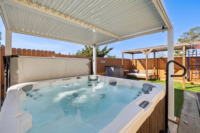 2709 2709 Limerick Road, San Pablo, CA 94806