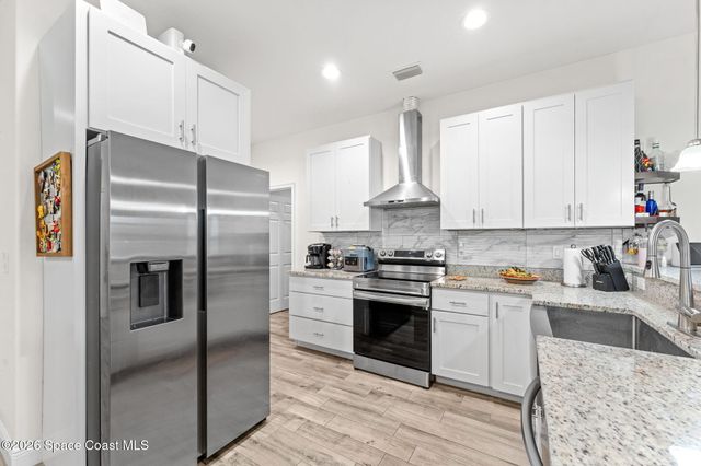 470 Galilean Avenue SE, Palm Bay, FL 32909