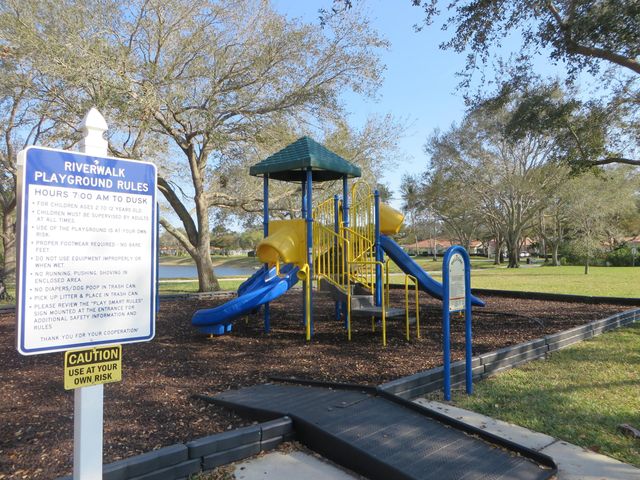 2580 Kittbuck Way, West Palm Beach, FL 33411